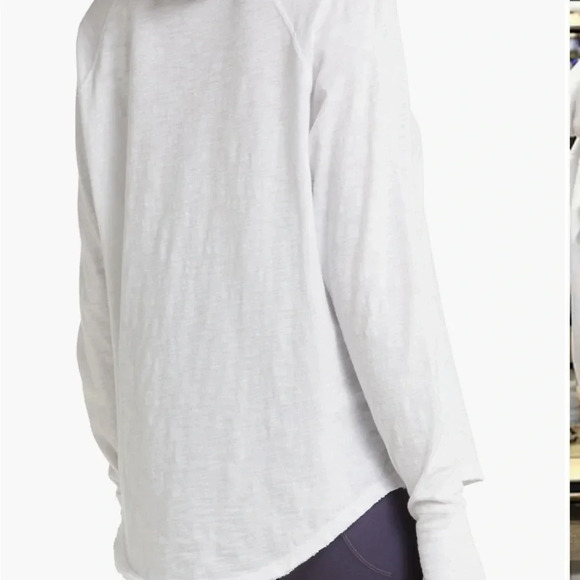 ZELLA WHITE LONG SLEEVE TOP WITH THUMB HOLES - Picture 2 of 5